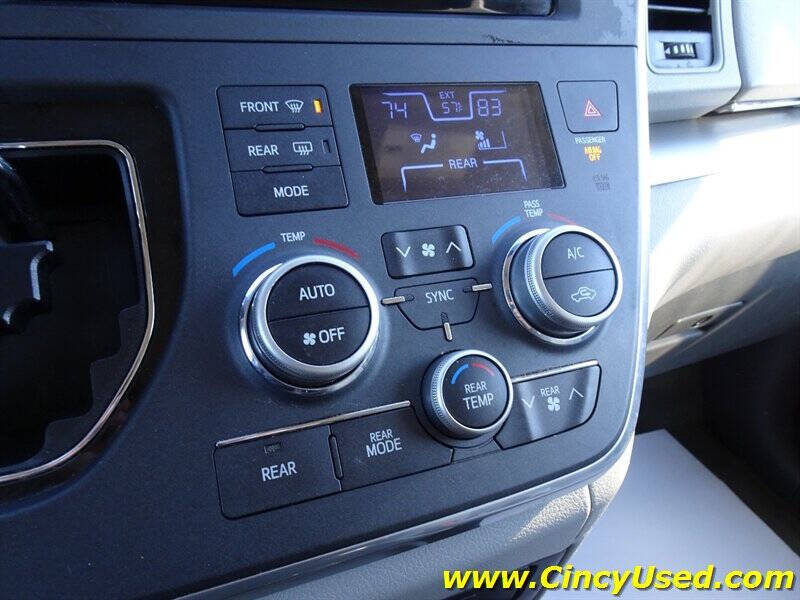 2016 Toyota Sienna LE 8-Passenger