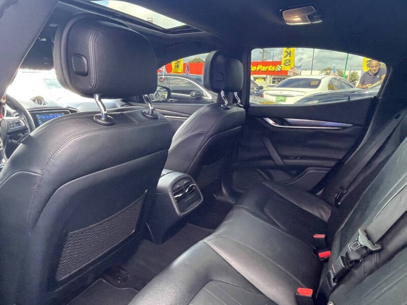 2018 Maserati Ghibli