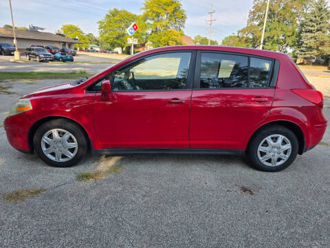 2009 Nissan Versa 1.8 S