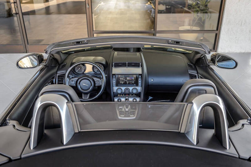 2016 Jaguar F-TYPE