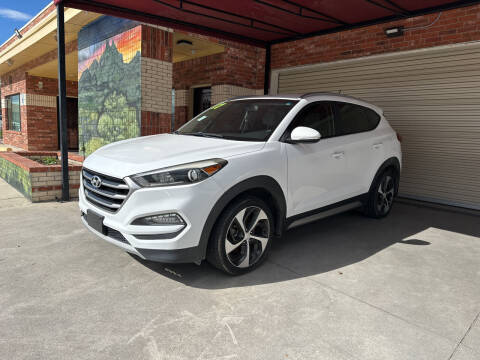 2017 Hyundai Tucson for sale at Delgado Auto Sales LLC in Grand Prairie TX