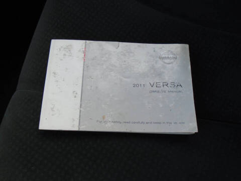 2011 Nissan Versa 1.8 S