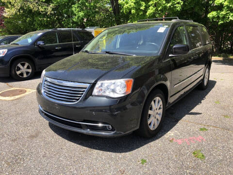 2013 Chrysler Town and Country for sale at Barga Motors in Tewksbury MA