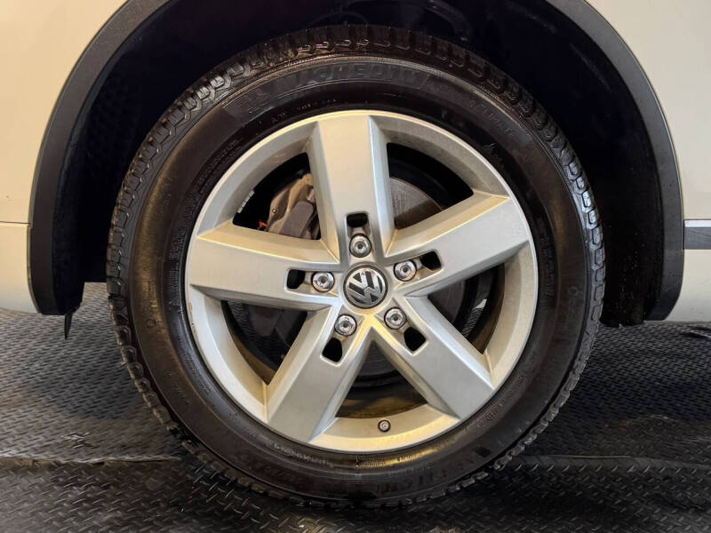 2012 Volkswagen Touareg