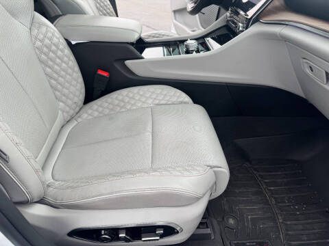 2022 Jeep Grand Cherokee L Summit