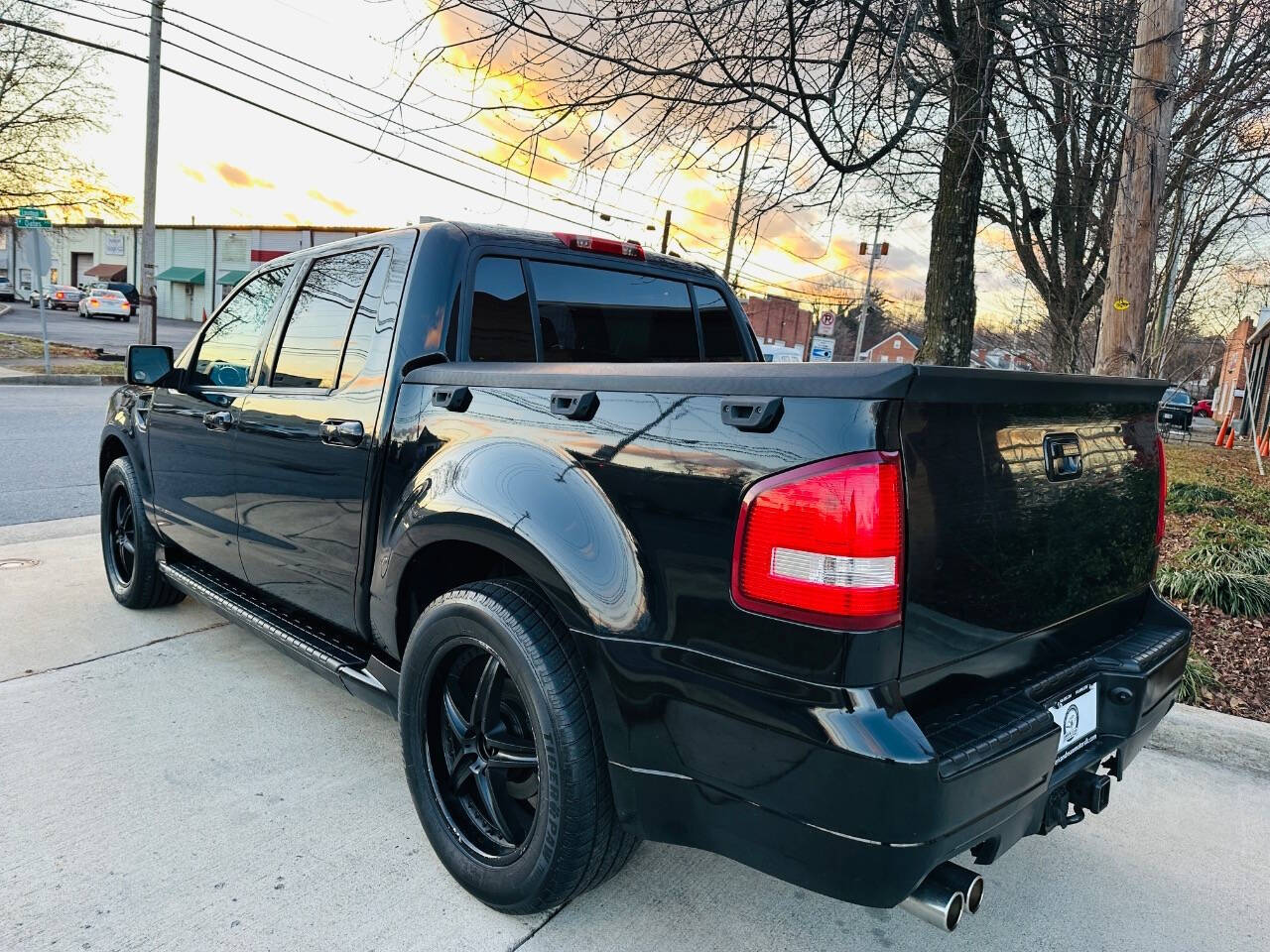 2010 Ford Explorer Sport Trac for sale at American Dream Motors in Winchester, VA