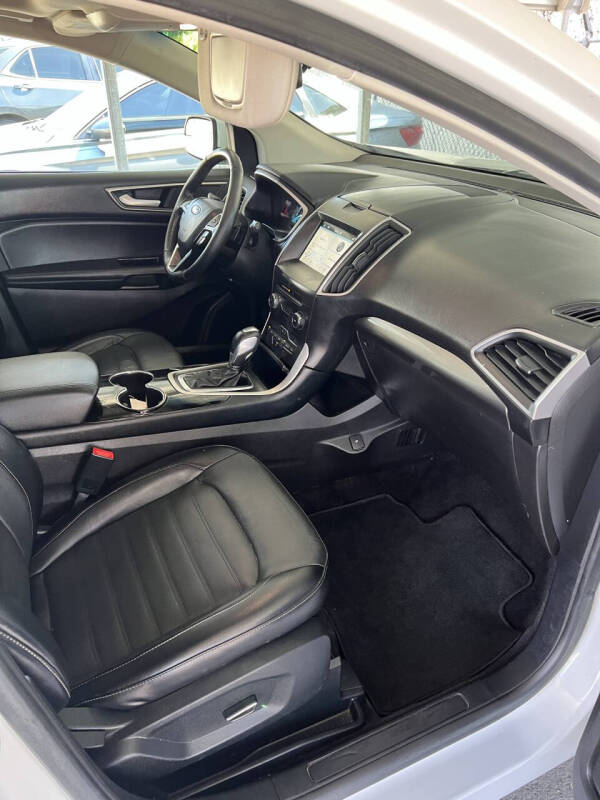 2017 Ford Edge SEL
