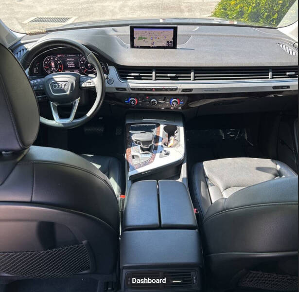 2017 Audi Q7 3.0T quattro Premium Plus