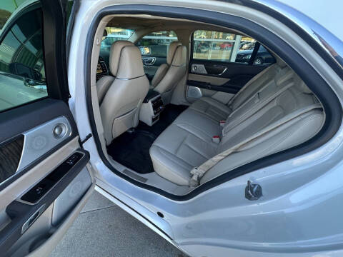 2017 Lincoln Continental Reserve