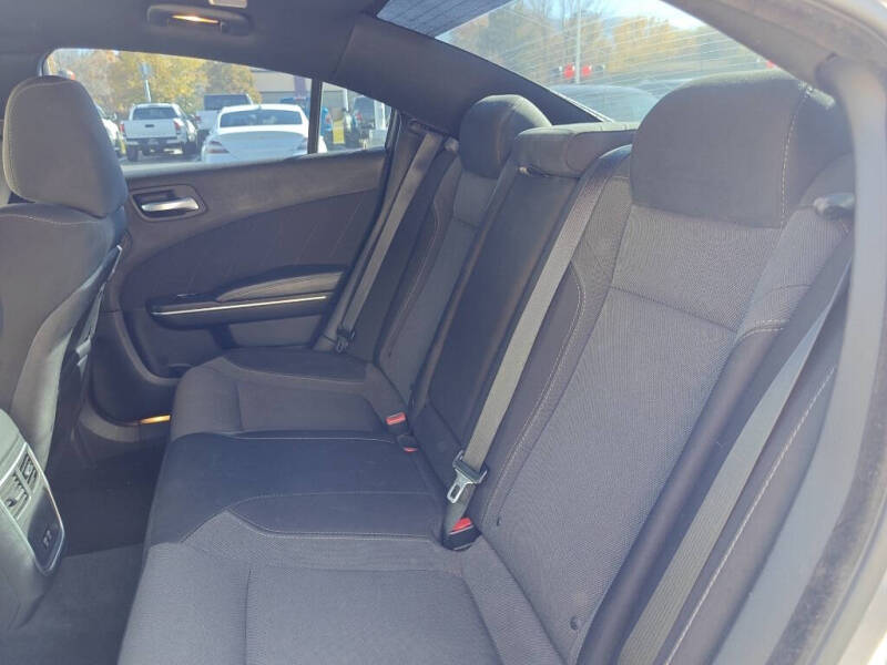 2015 Dodge Charger SXT