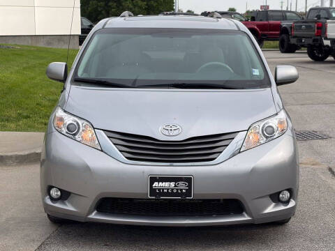 2013 Toyota Sienna
