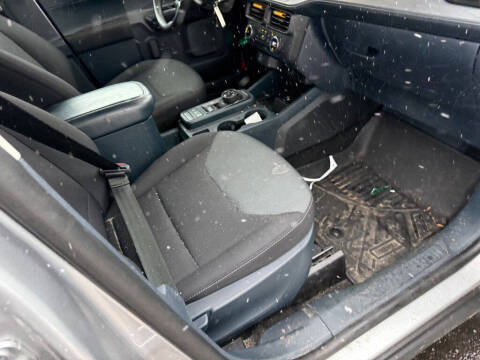 2022 Ford Maverick XL