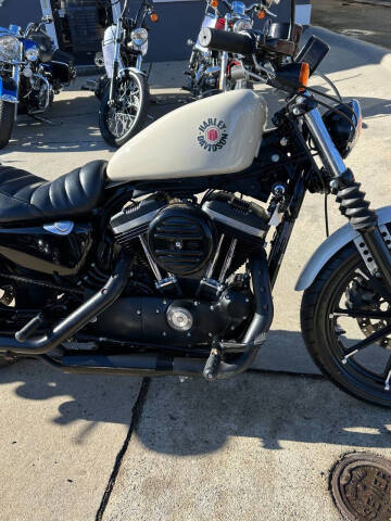 2022 Harley-Davidson XL883N IRON