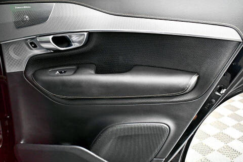 2022 Volvo XC90 Recharge T8 R-Design