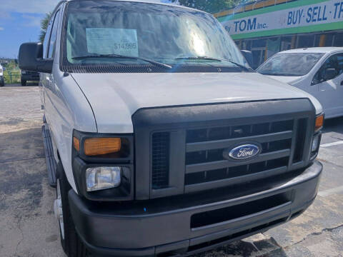 2011 Ford E-Series E-350 SD XL