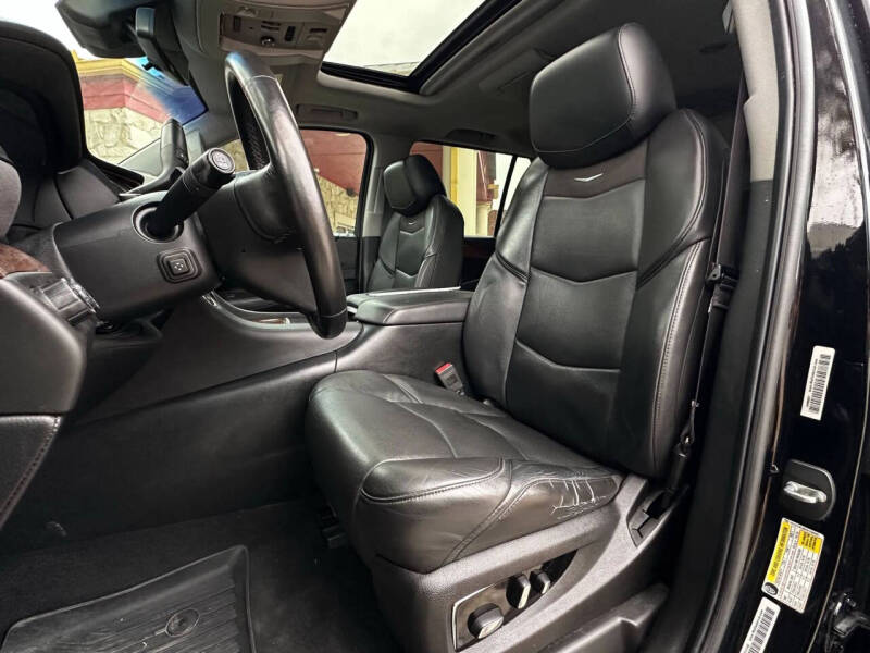 2017 Cadillac Escalade ESV Premium Luxury