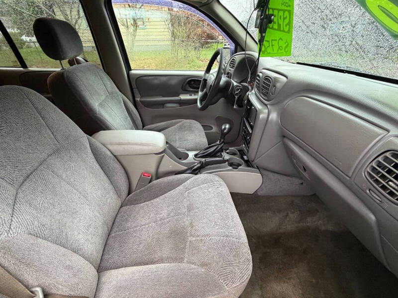 2004 Chevrolet TrailBlazer EXT LS