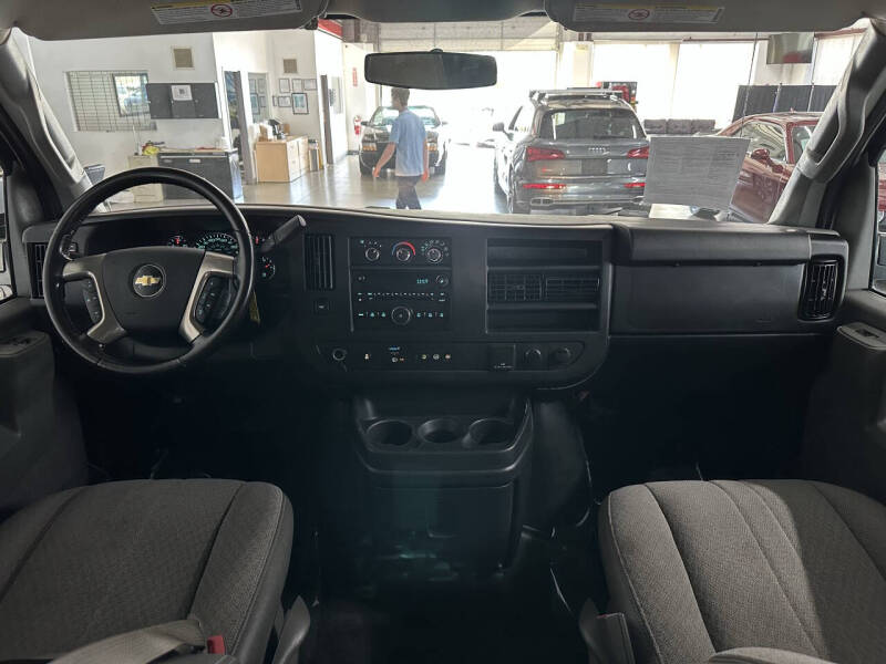 2017 Chevrolet Express LS 2500