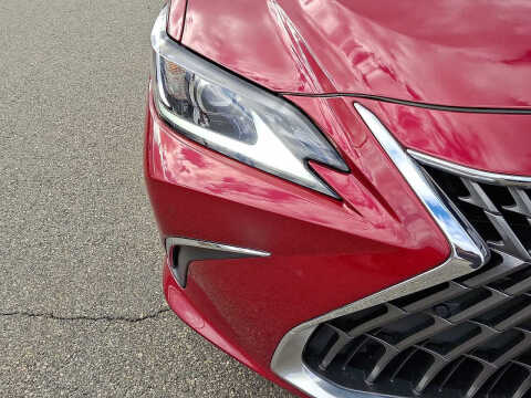 2023 Lexus ES 250