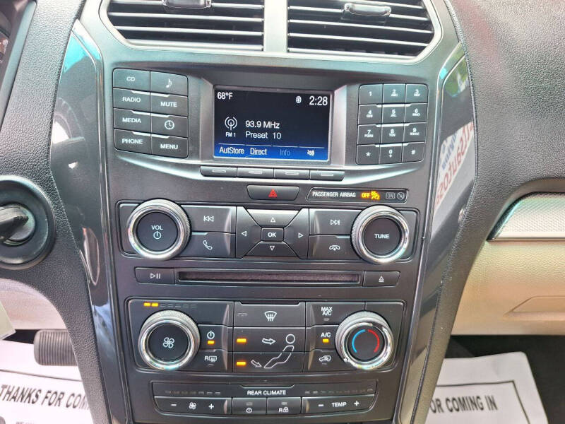 2016 Ford Explorer
