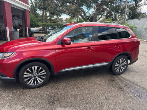 2019 Mitsubishi Outlander SE
