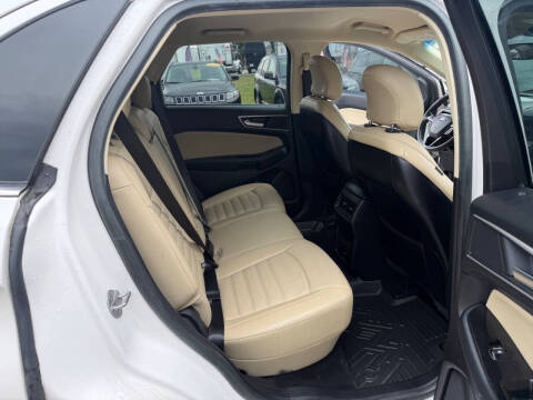 2017 Ford Edge SEL