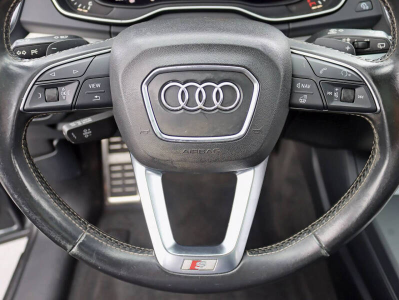 2018 Audi SQ5 3.0T quattro Premium Plus