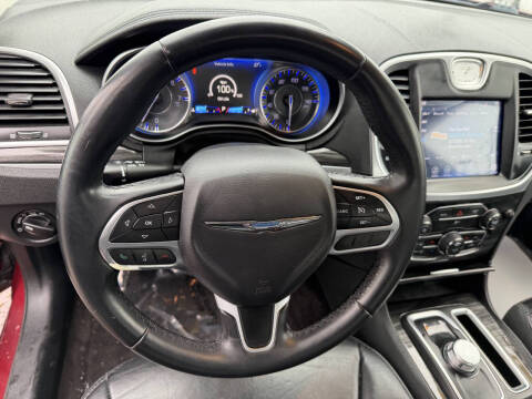 2017 Chrysler 300 Limited