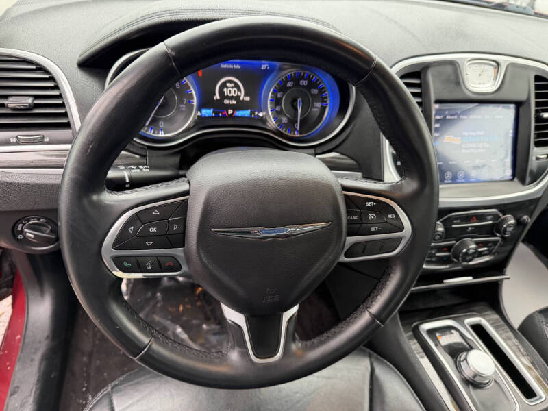 2017 Chrysler 300 Limited