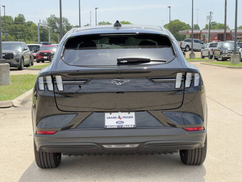 2026 Ford Mustang Mach-E Select