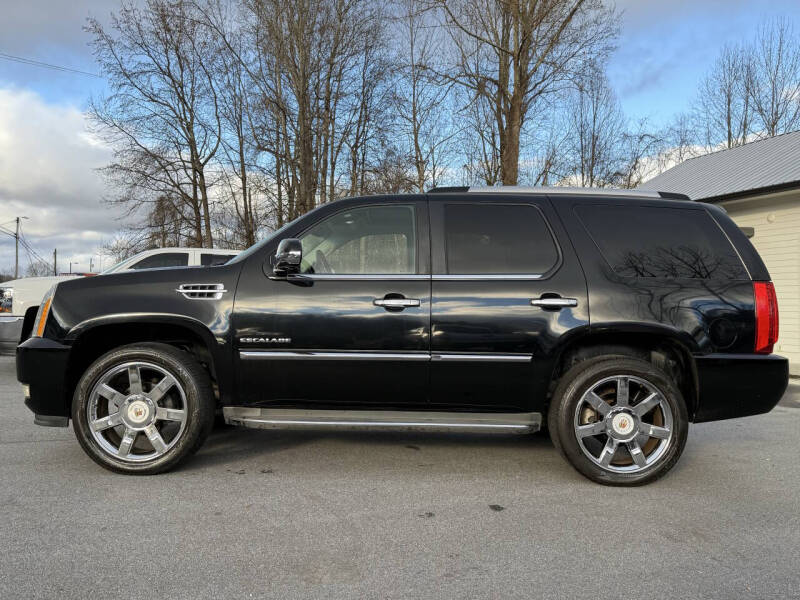 2011 Cadillac Escalade Luxury