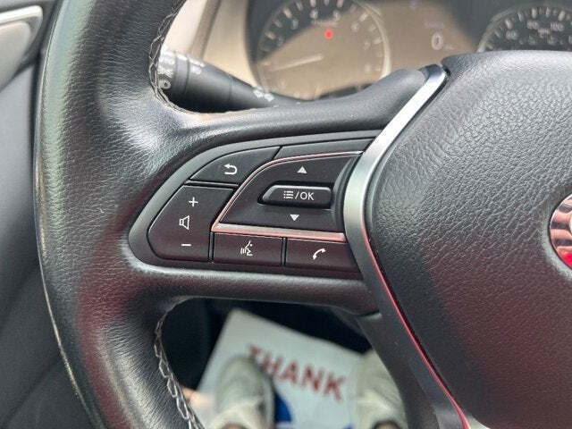 2020 Infiniti Q50 32