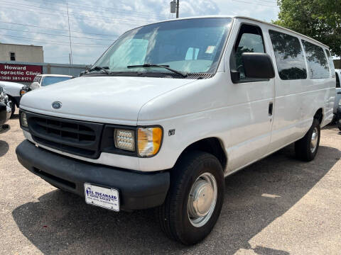 1999 Ford E-350 for sale at El Tucanazo Auto Sales in Grand Island NE