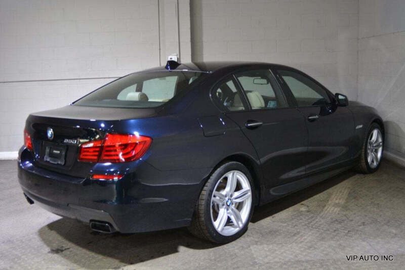2011 BMW 5 Series 550i