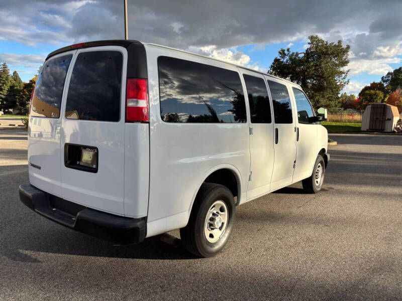 2017 Chevrolet Express LS 2500