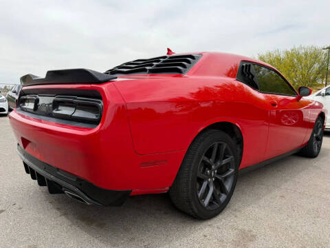 2015 Dodge Challenger SXT