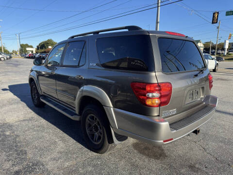 2003 Toyota Sequoia SR5