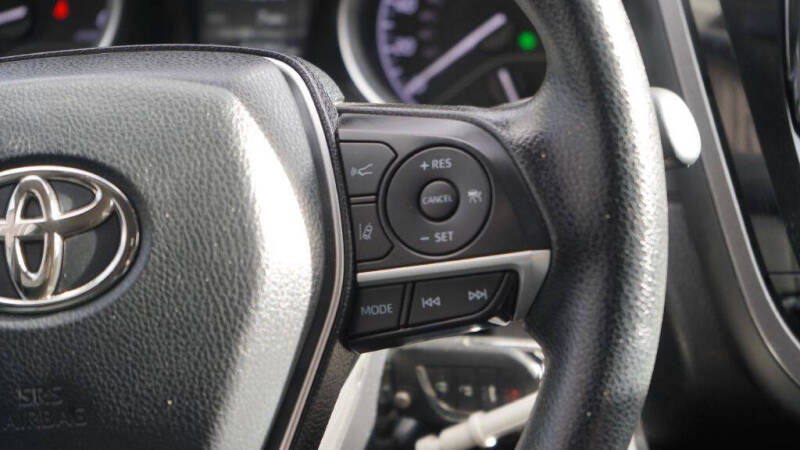 2022 Toyota Camry LE