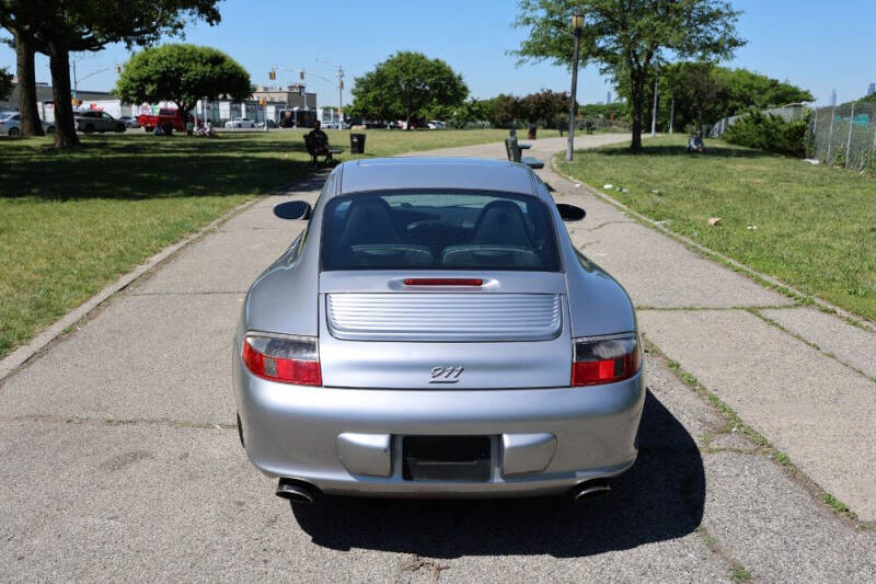 2004 Porsche 911