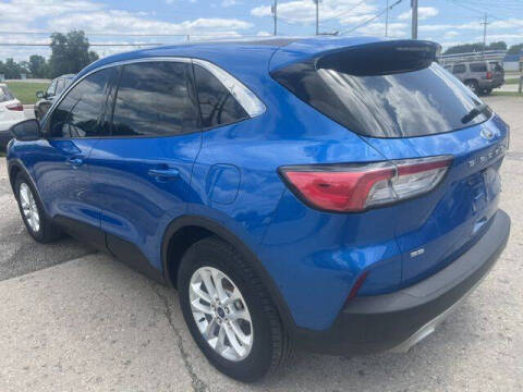 2020 Ford Escape SE