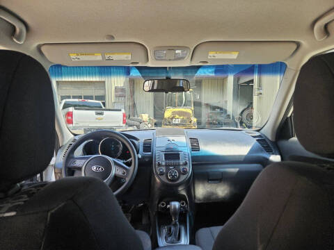 2011 Kia Soul +