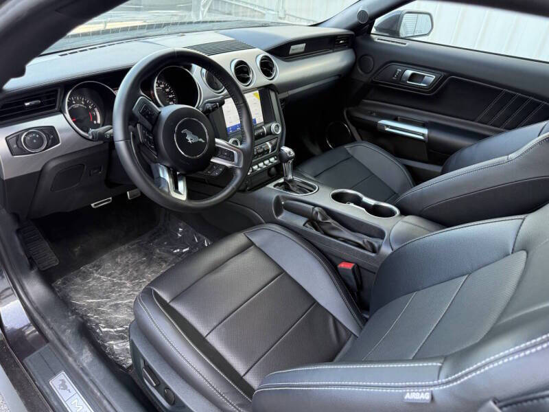 2022 Ford Mustang EcoBoost Premium