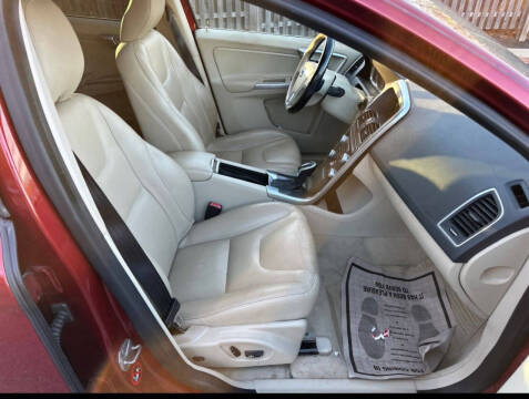 2015 Volvo XC60 T5 Premier