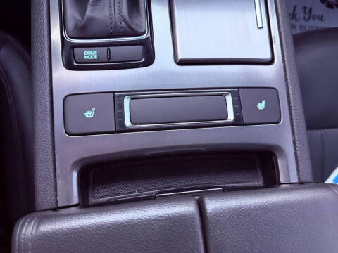 2016 Hyundai Genesis