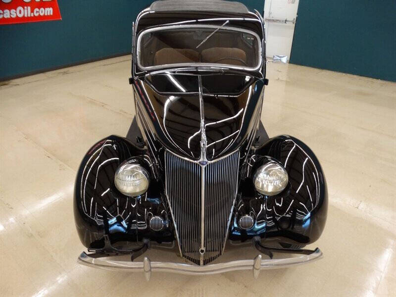 1936 Ford Tudor