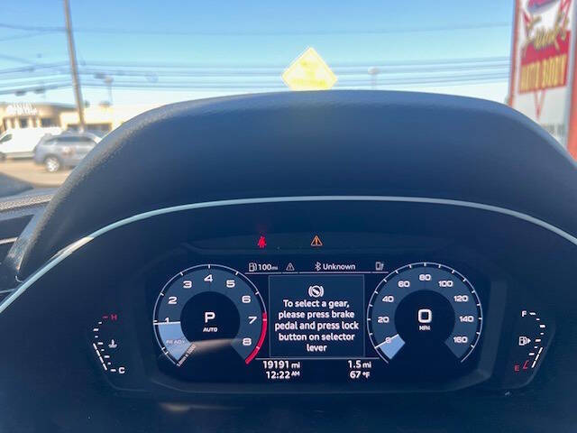 2024 Audi Q3 quattro S line Prem Plus 45 TFSI