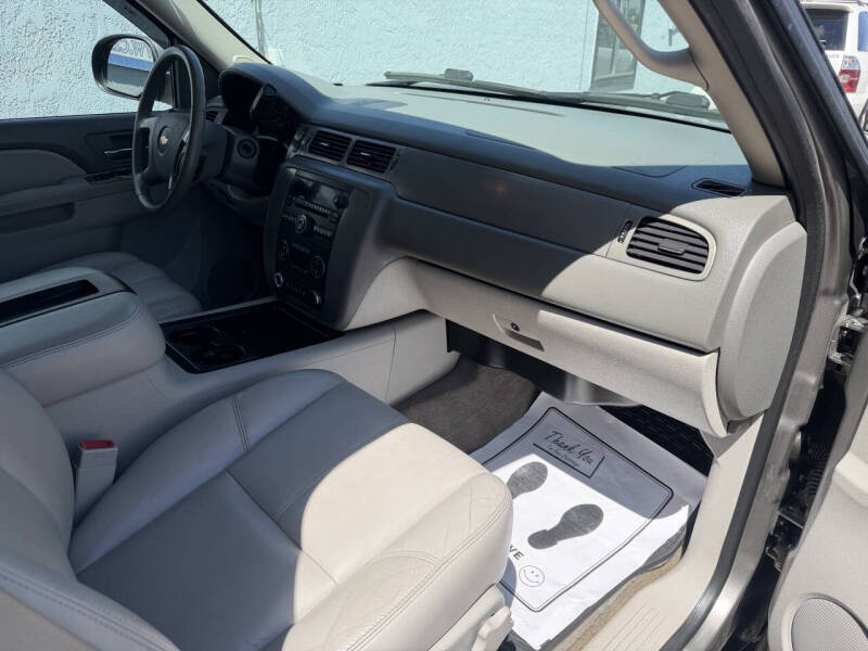 2012 Chevrolet Avalanche LT