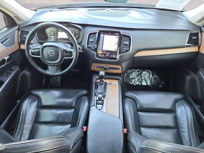 2016 Volvo XC90 T6 Inscription