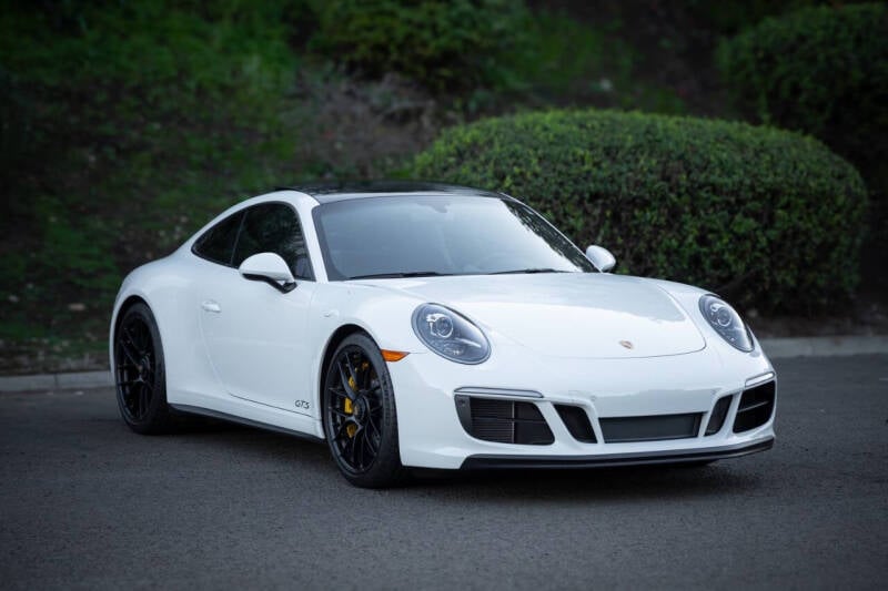 2019 Porsche 911 GTS photo 101