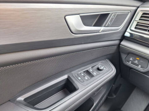 2025 Volkswagen Atlas Cross Sport SE